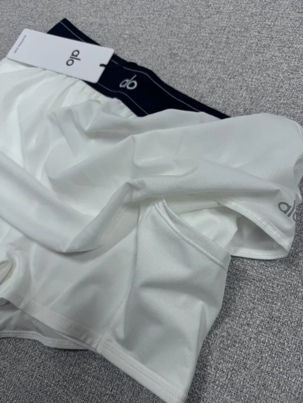 ALO Yoga Match Point Tennis Skirt in White🤍Brand New With Tags💓